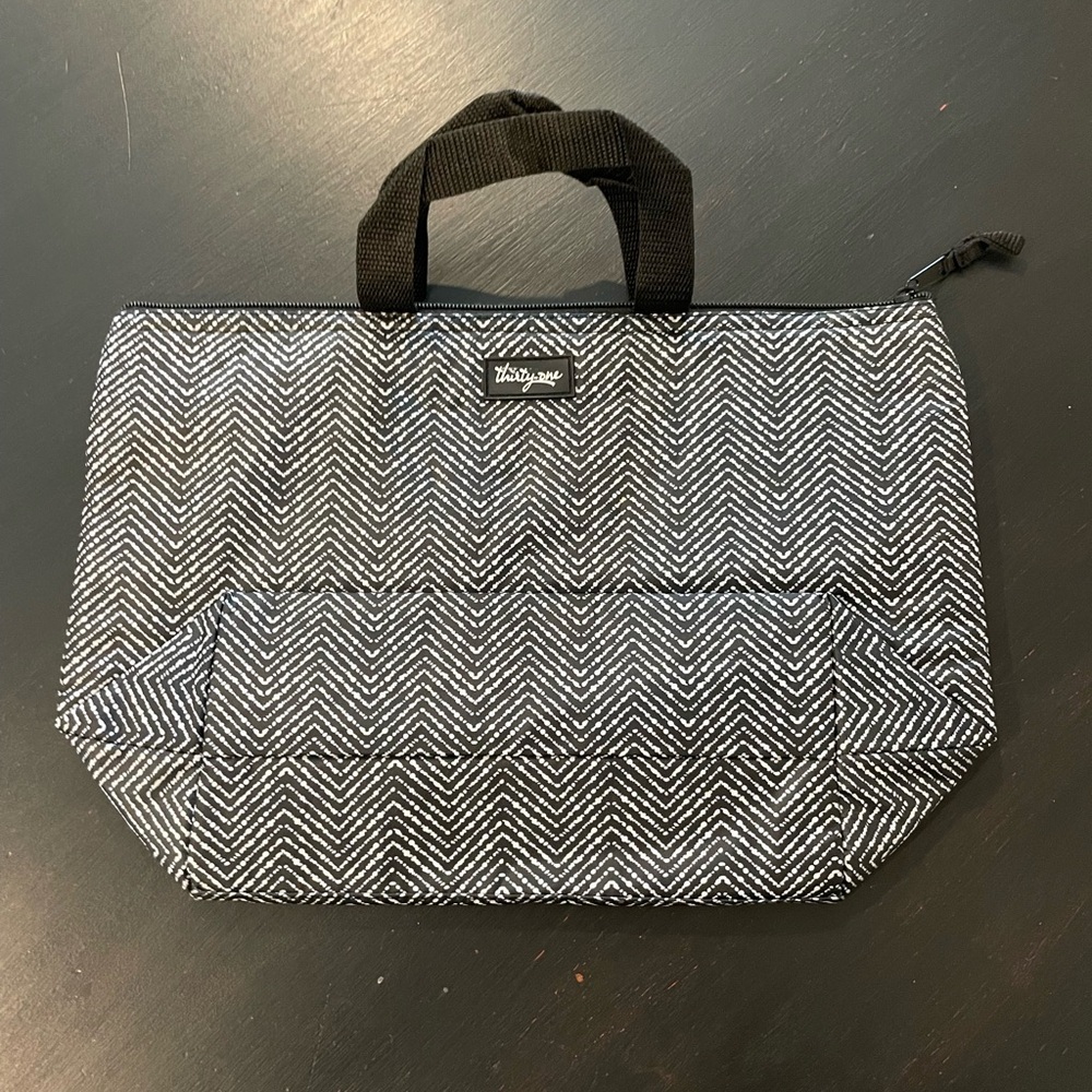 NEW Black and White Herringbone Pattern Cooler Tote